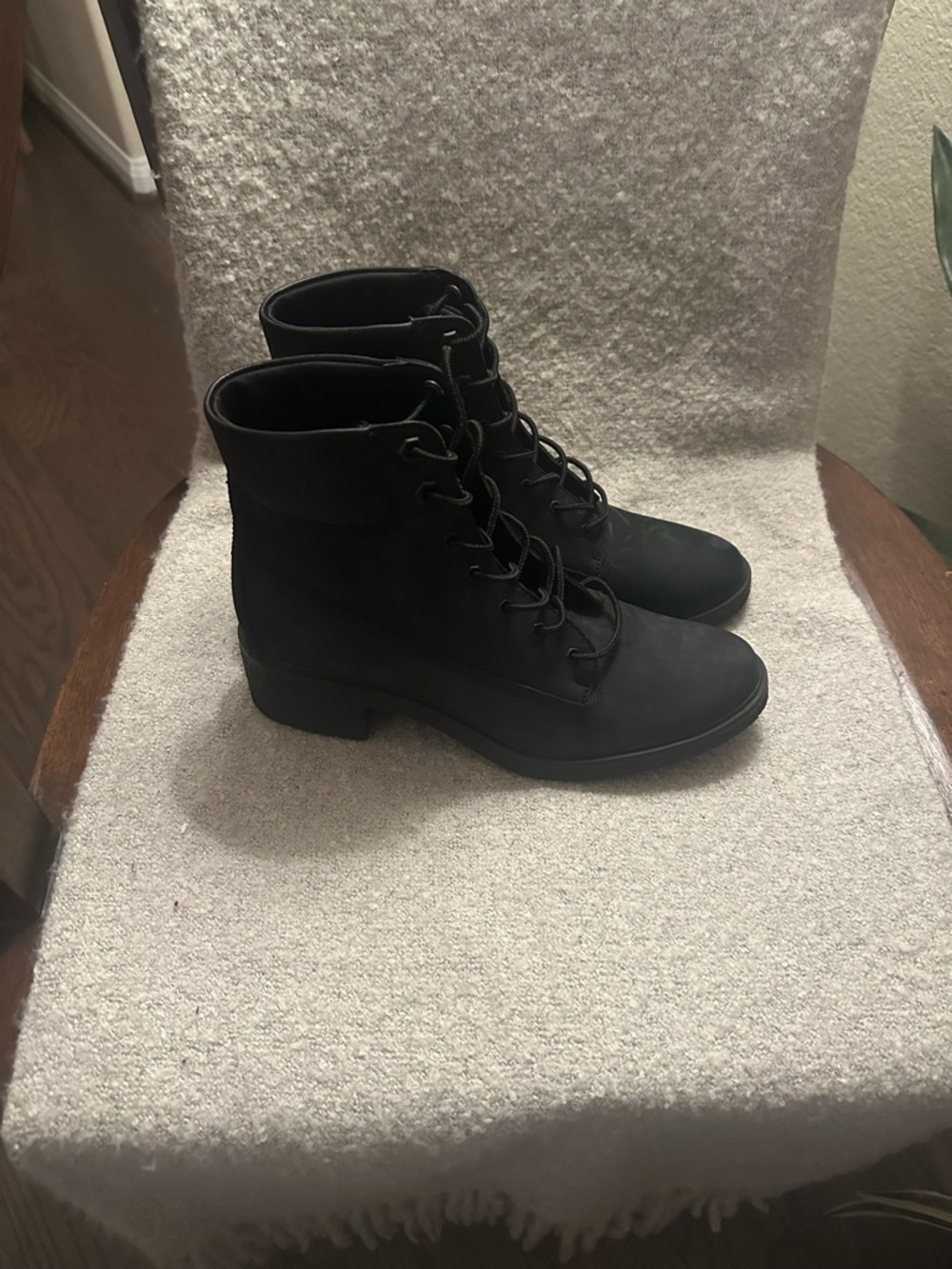Timberland Women's Black Lace-Up Ankle Boots